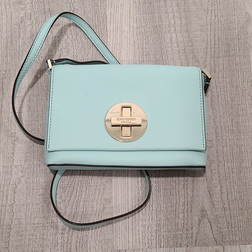 Kate Spade Cute Crossover
